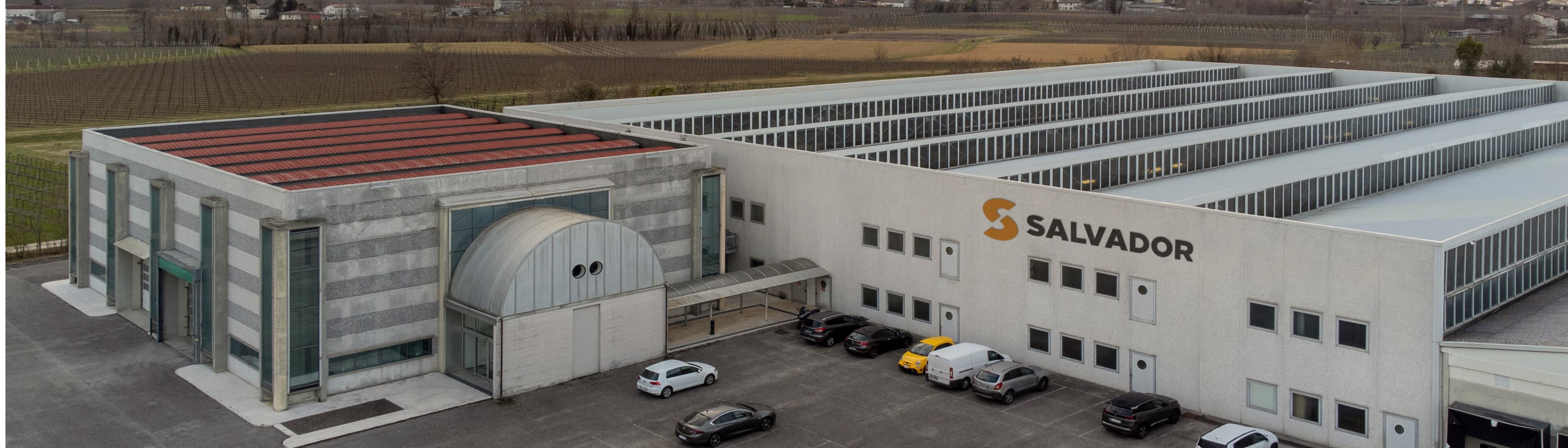 SALVADOR SRL
